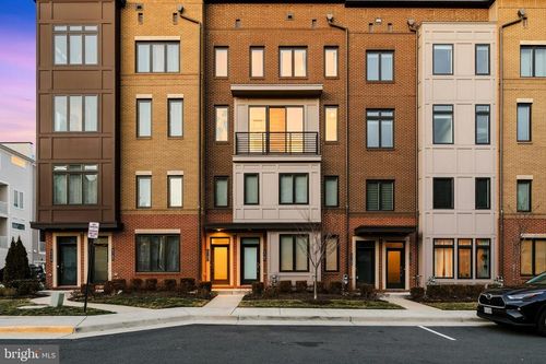 43182 Mongold Sq, ASHBURN, VA, 20148-6321 | Card Image