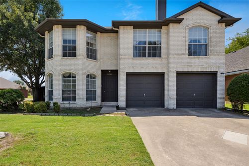 5701 Indian Hill Dr, Arlington, TX, 76018-2401 | Card Image