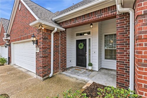 1612 Fable Ln, College Station, TX, 77845-5079 | Card Image