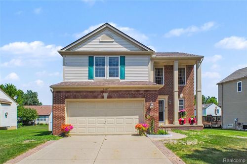 6467 Cranberry Dr, Holly, MI, 48442-8441 | Card Image