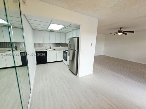 402l-13250 Sw 7th Ct, Pembroke Pines, FL, 33027-6474 | Card Image