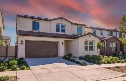 16559 Pathfinder Ave, Chino, CA, 91708-9498 | Card Image