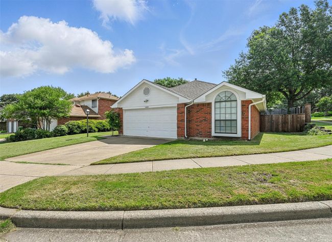 1450 Hampton Rd, House other with 3 bedrooms, 2 bathrooms and null parking in Grapevine TX | Image 23