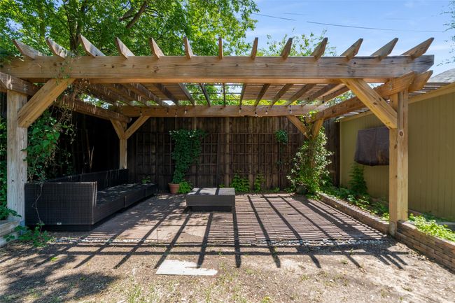 422 S Winnetka Ave, House other with 3 bedrooms, 2 bathrooms and null parking in Dallas TX | Image 33
