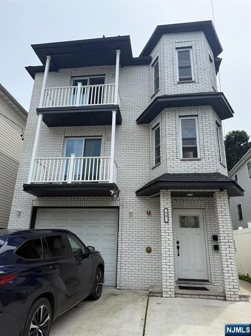 58 Tillinghast St, Newark, NJ, 07108-1422 | Card Image