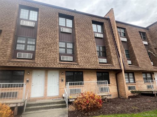 24-408 Carpenter Ave, Newburgh, NY, 12550-3352 | Card Image