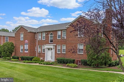 102-7607 Eastern Ave, SILVER SPRING, MD, 20912-4027 | Card Image