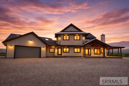 63 Mountain View Rd, Salmon, ID, 83467-5166 | Card Image