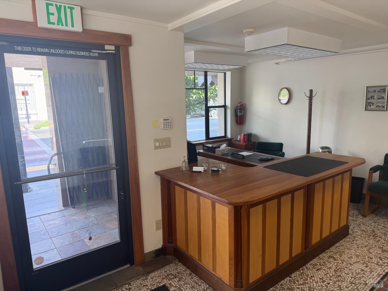 Commercial Lease in Ukiah 2