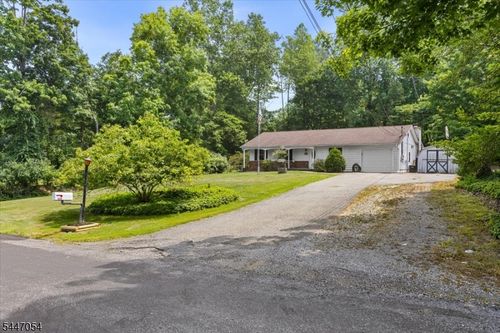 958 Cedar Dr, Newton, NJ, 07860-4518 | Card Image