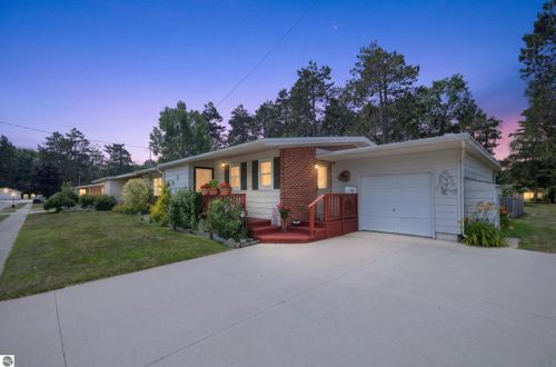 8715 Pennsylvania St, Oscoda, MI, 48750 | Card Image