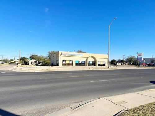 1915 S Gregg St, Big Spring, TX, 79720-5434 | Card Image