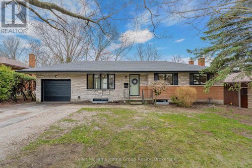 main-level-535 Elgin Street, Centre Wellington (Fergus), ON, N1M2C1 | Card Image