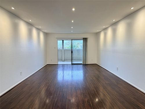 apt-34-8523 Hearth Dr, Houston, TX, 77054-2618 | Card Image