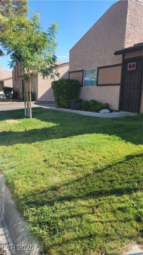 1801 Marathon Dr, Las Vegas, NV, 89108-2785 | Card Image