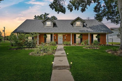 715 Timber Cove Dr, Seabrook, TX, 77586-4615 | Card Image