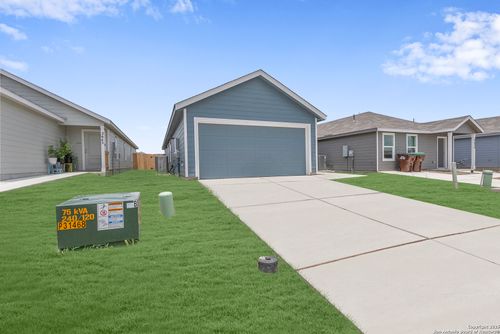 3638 Wentz Hill Dr, New Braunfels, TX, 78132-0265 | Card Image