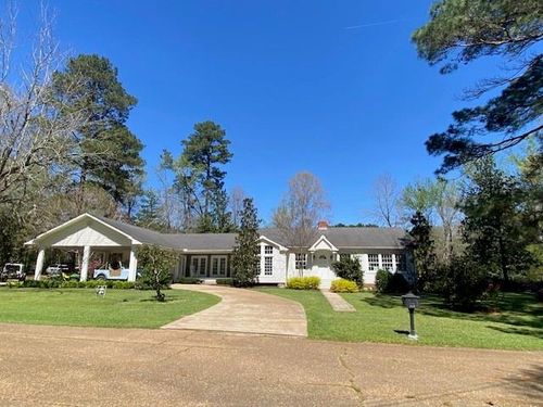 610 Pecan Street, Jena, LA, 71342 | Card Image