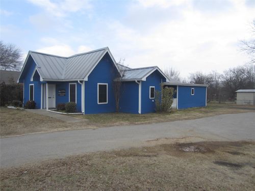 1004 Church St, Sulphur Springs, TX, 75482-2217 | Card Image