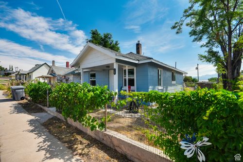 735 S 400 W, Milford, UT, 84751-7856 | Card Image