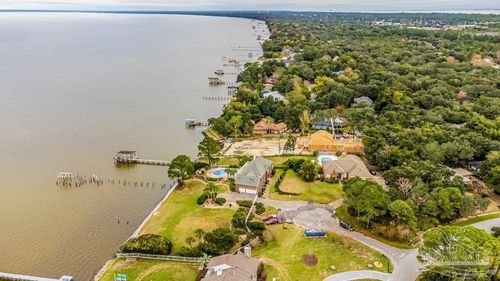 1671 Paradise Cove Ct, Gulf Breeze, FL, 32563-5808 | Card Image