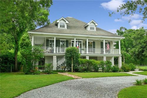 2724 South St, Mandeville, LA, 70448-5633 | Card Image