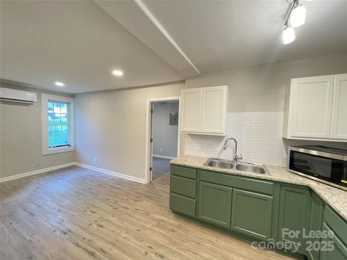 apt-2-2800 Carol Ave, Charlotte, NC, 28208-4165 | Card Image
