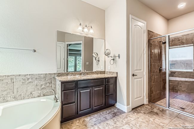 32241 Tamarind Bnd, House other with 4 bedrooms, 3 bathrooms and null parking in Bulverde TX | Image 32