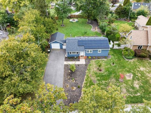 449 Circle Ave, Willowbrook, IL, 60527-6117 | Card Image