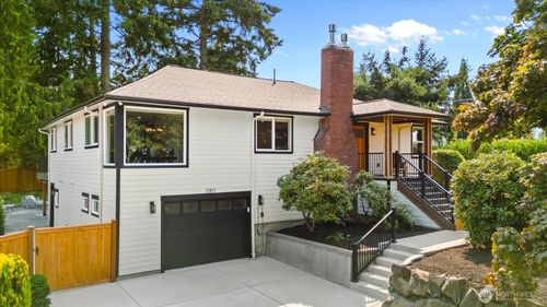 1001 Ne 155th St, Shoreline, WA, 98155-7033 | Card Image
