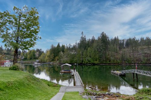 4618 Gerrans Bay Rd, Madeira Park, BC, V0N2H1 | Card Image