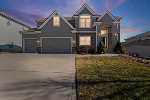 9539 N Kentucky Ave, Kansas City, MO, 64157-8667 | Card Image