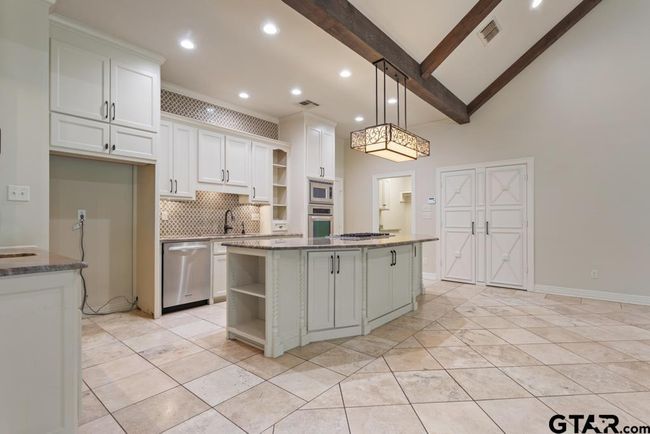 7034 Walden Dr, House other with 3 bedrooms, 2 bathrooms and null parking in Tyler TX | Image 10