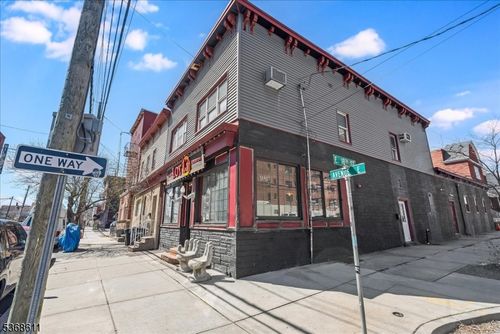 167 Avenue E, Bayonne, NJ, 07002-4432 | Card Image