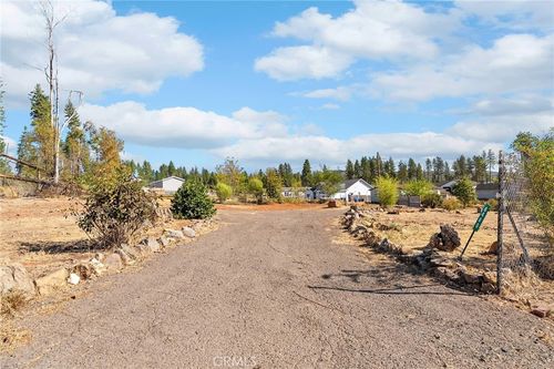 6468 Moss Ln, Paradise, CA, 95969-2653 | Card Image