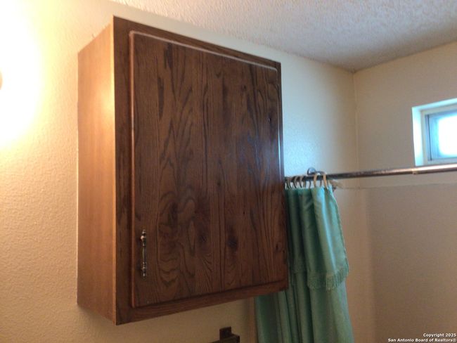 7306 Silent Hls, House other with 3 bedrooms, 2 bathrooms and null parking in San Antonio TX | Image 4