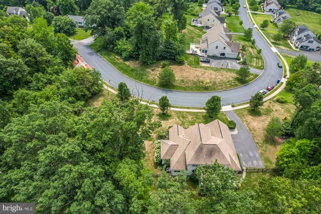 75 Caernarvon Dr, House other with 4 bedrooms, 3 bathrooms and null parking in Elverson PA | Image 6