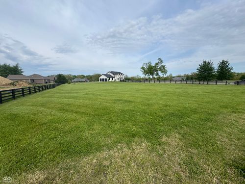 1075 E Greyhawk Ln, Greensburg, IN, 47240-5523 | Card Image