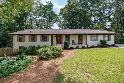 240 E Valley Dr, Marietta, GA, 30068-3676 | Card Image