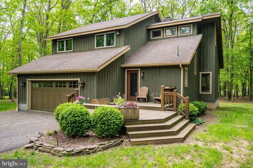 62 Middleton Rd, OAKLAND, MD, 21550-7077 | Card Image