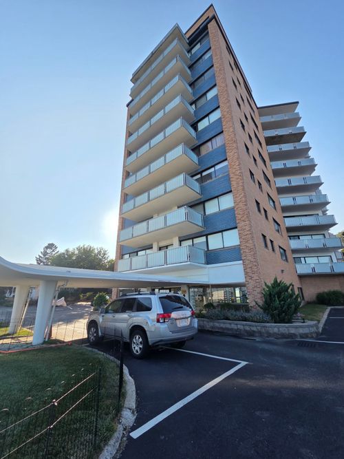 101-300 Lynn Shore Dr, Lynn, MA, 01902-4928 | Card Image