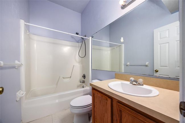 APT-807 - 3901 Sw 20 Th Ave, Condo with 2 bedrooms, 3 bathrooms and null parking in GAINESVILLE FL | Image 23