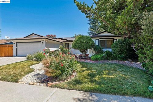 1621 Harvest Rd, Pleasanton, CA, 94566-6045 | Card Image