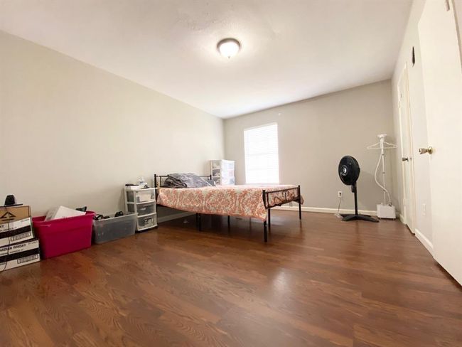 APT-2006 - 8323 Wilcrest Dr, Townhouse with 2 bedrooms, 2 bathrooms and 2 parking in Houston TX | Image 10
