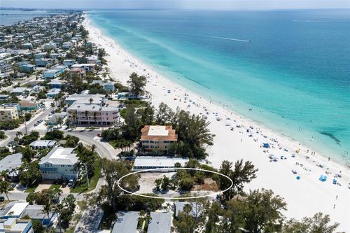 3720 Gulf Dr, HOLMES BEACH, FL, 34217-1907 | Card Image
