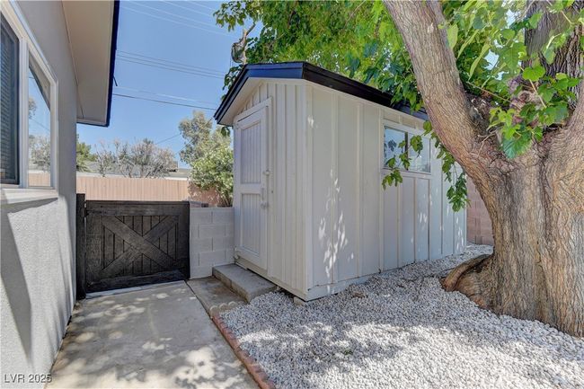 View of shed with a​​‌​​​​‌​​‌‌​‌‌​​​‌‌​​‌‌​‌​​​​​‌ gate | Image 35