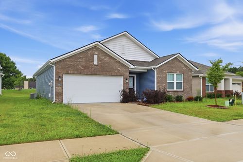 4411 Ashton View Ln, Indianapolis, IN, 46268-2971 | Card Image