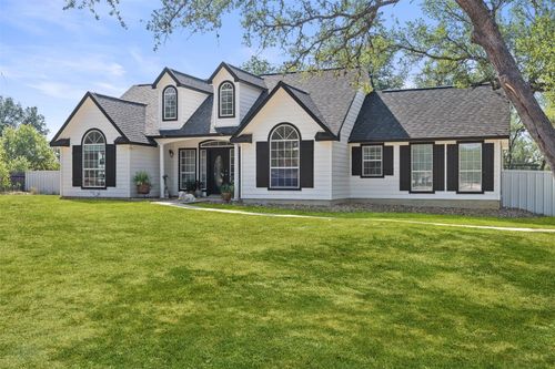 280 Stonegate Dr, Johnson City, TX, 78636-4733 | Card Image