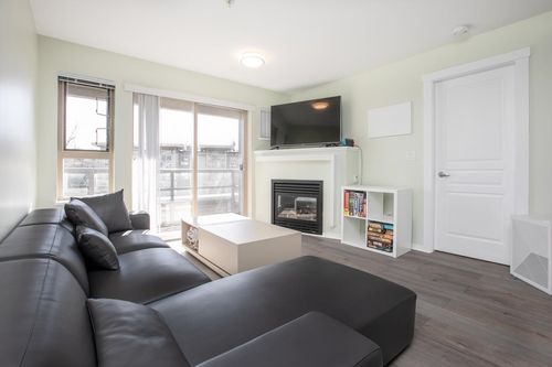 401-9319 University Cres, Burnaby, BC, V5A4Y5 | Card Image