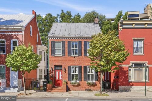 227 S Potomac St, HAGERSTOWN, MD, 21740-6004 | Card Image